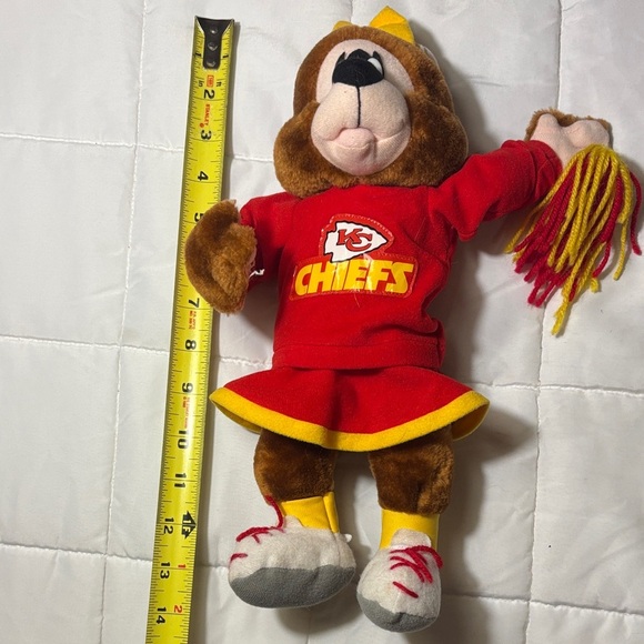 Kansas City Chiefs Cheerleader Bear Plush - Picture 2 of 10